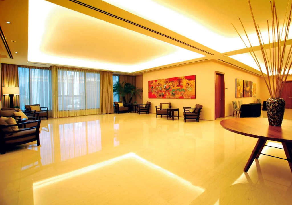 City Garden Grand Hotel