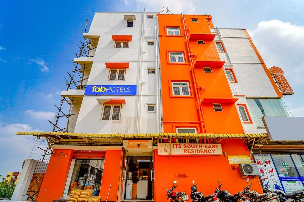 HOTEL SPARK RESIDENCY