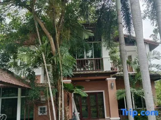 Poolvilla Armthong Home