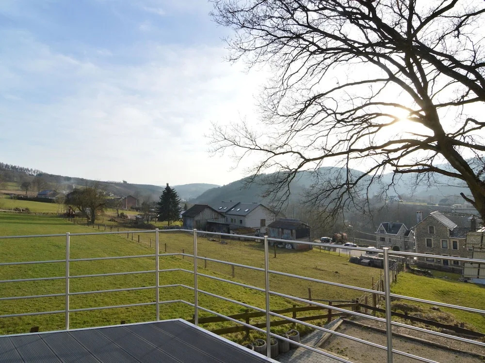 Luxurious Holiday Home in Coo with Garden