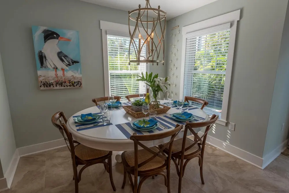 Azure Beach House Apartment 3