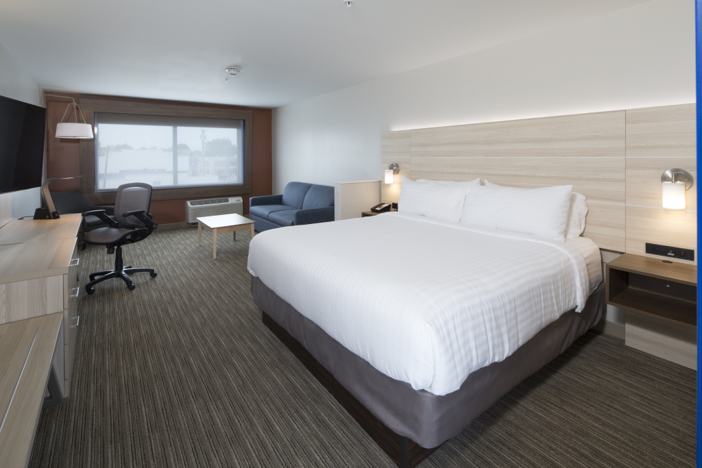 Holiday Inn Express & Suites Alpena - Downtown by IHG
