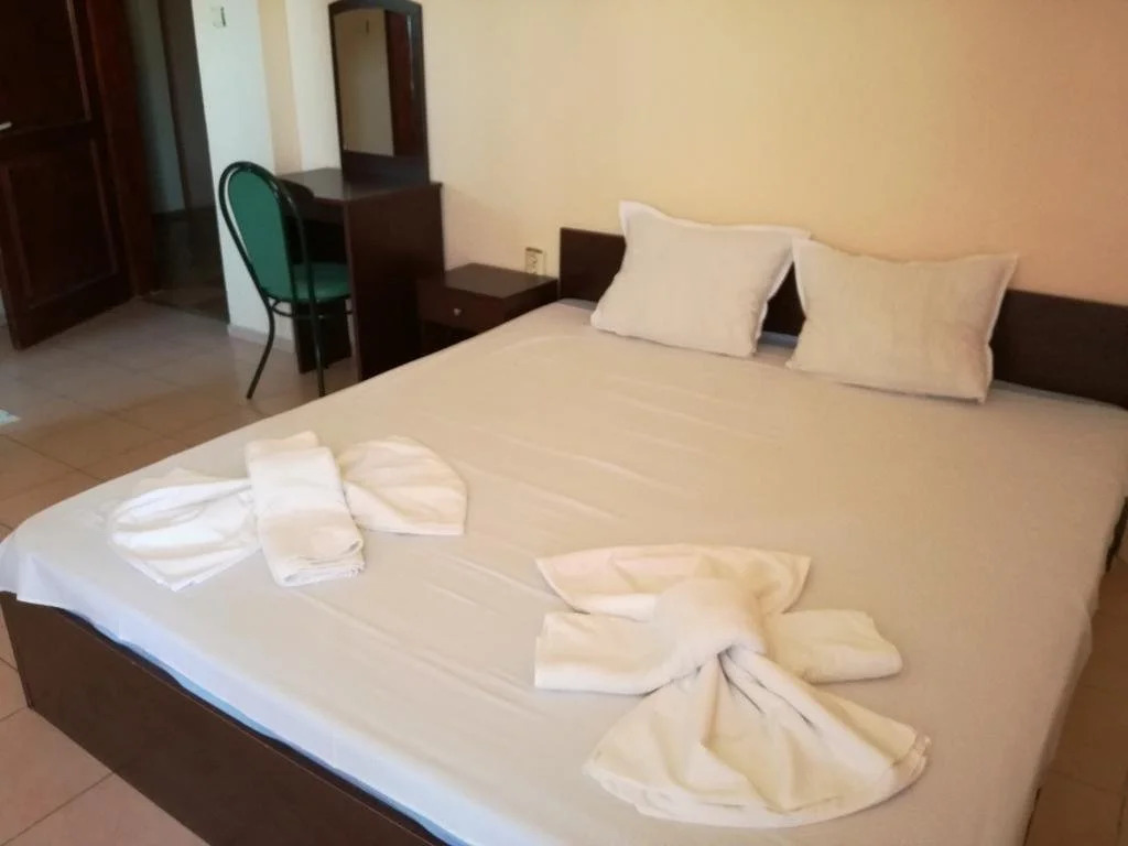 Karadarlievi Guest House