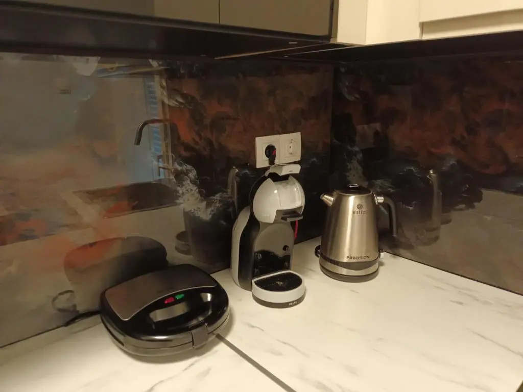 Georgia Apartment