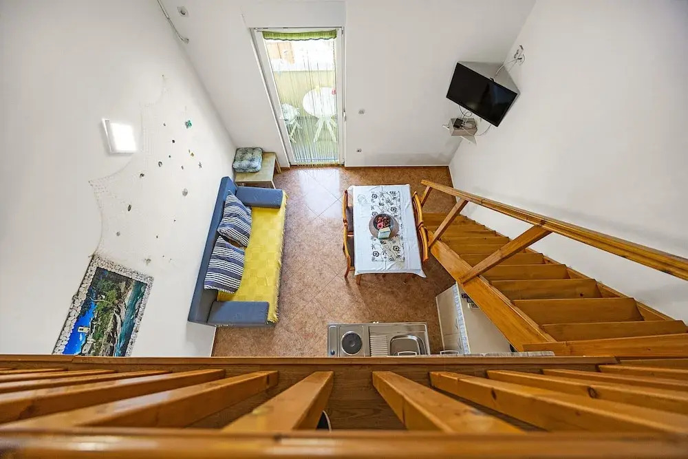Studio Apartment, 250m From the Beach