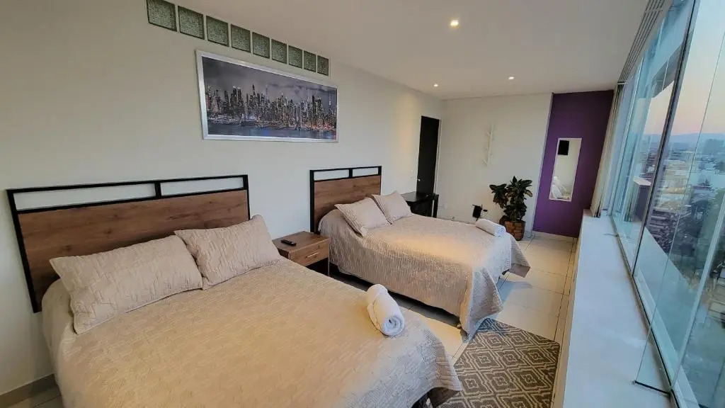 Chicago Suites WTC