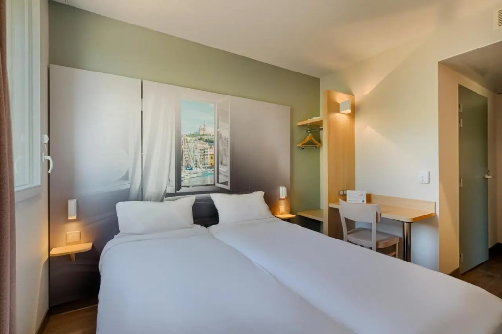 B&B HOTEL Marseille Aéroport Saint-Victoret