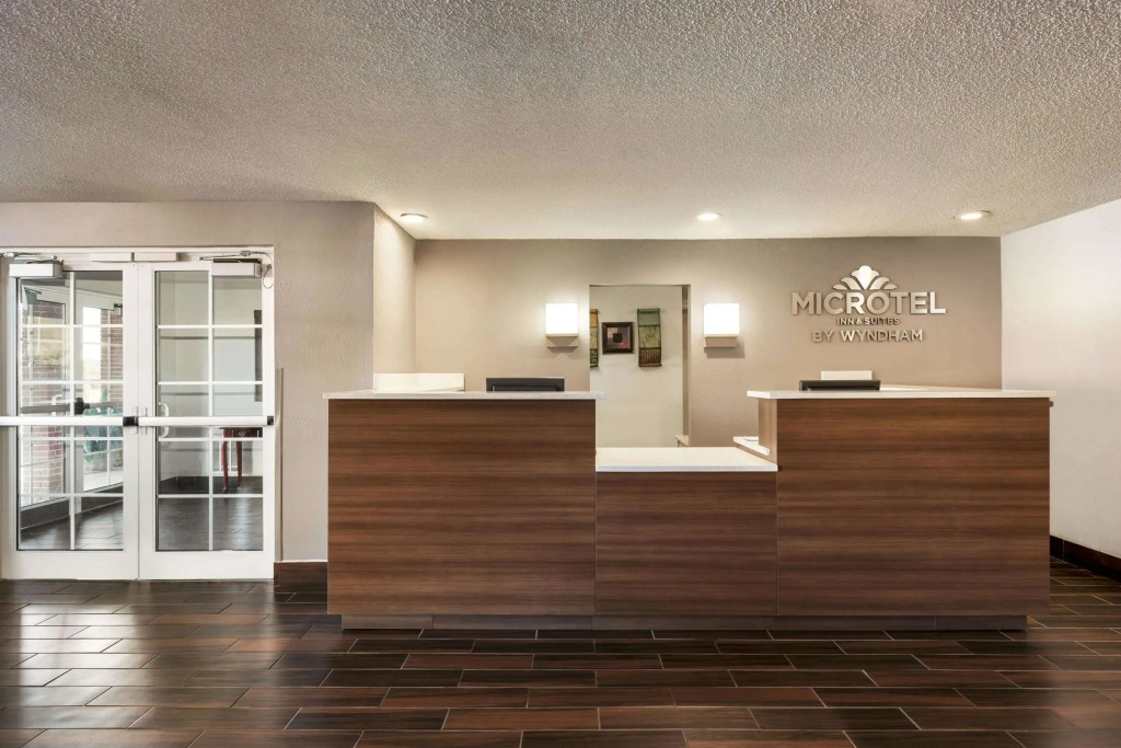 Microtel Inn & Suites by Wyndham