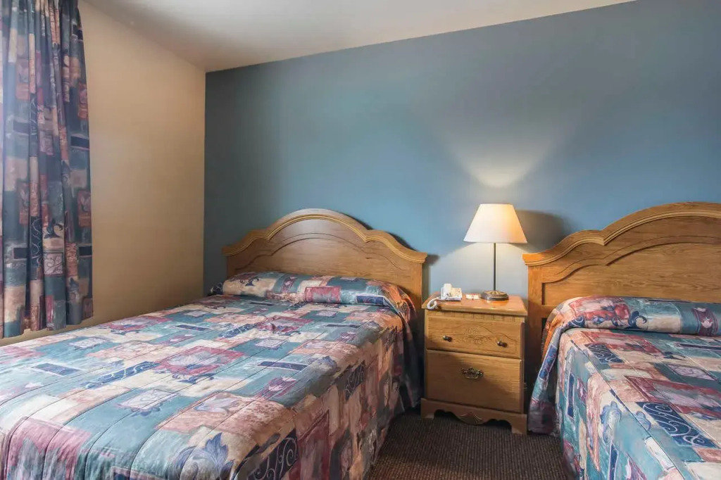 Econo Lodge Cabano