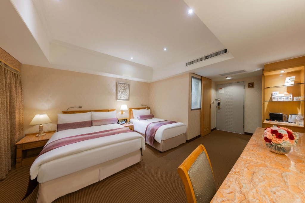 Cosmos Hotel Taipei