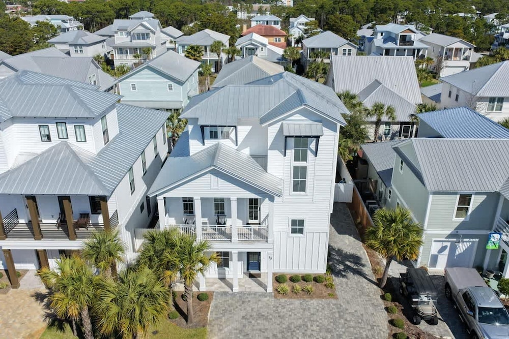 7BR Heart of Home W Pool Near the Beach