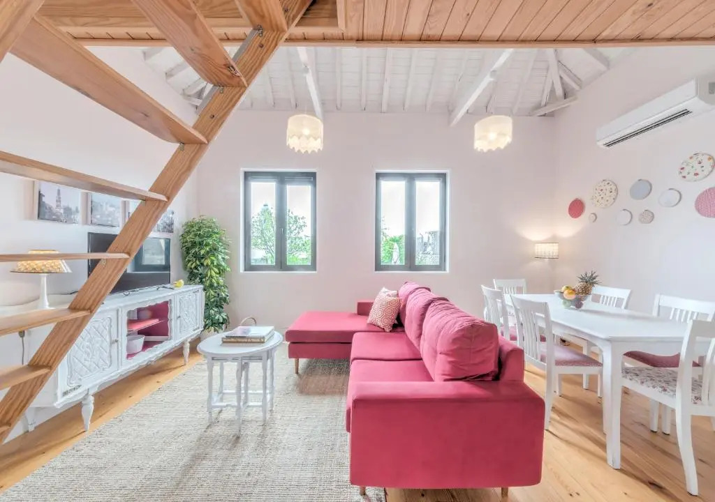 Look At Me - Serviced Lofts & Studios