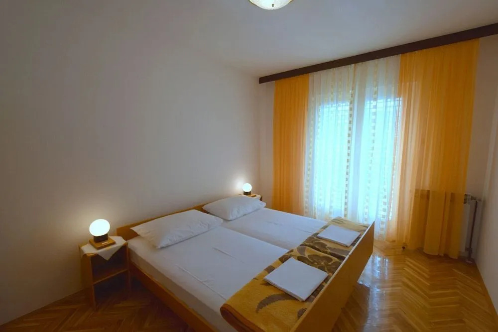 Apartment Mirjana