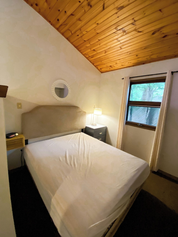 Black Horse Motor Inn