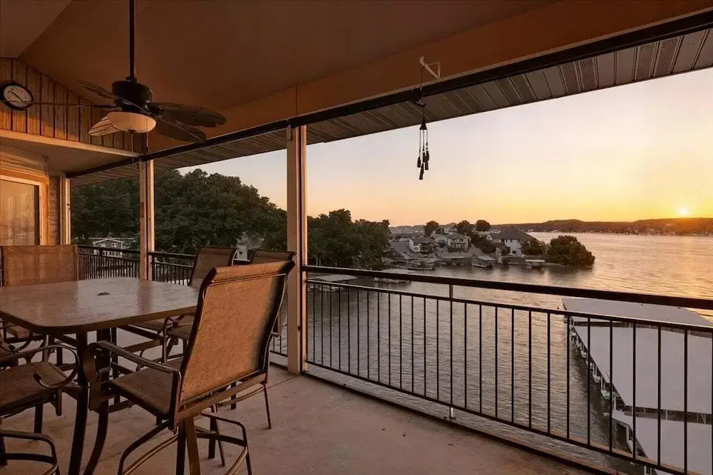2mm Main Channel Views, Boat & PWC Slip, 2 Pools, Playground & Tennis