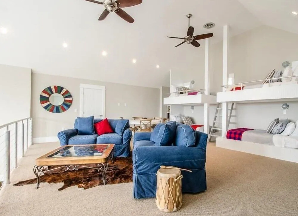 Bella Beach House