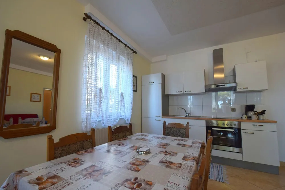 Apartments Frane