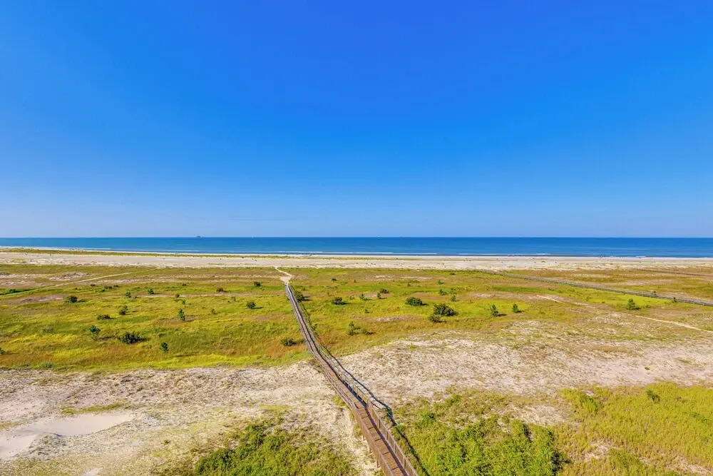 Dauphin Island Top-floor Condo w/ Resort Perks!