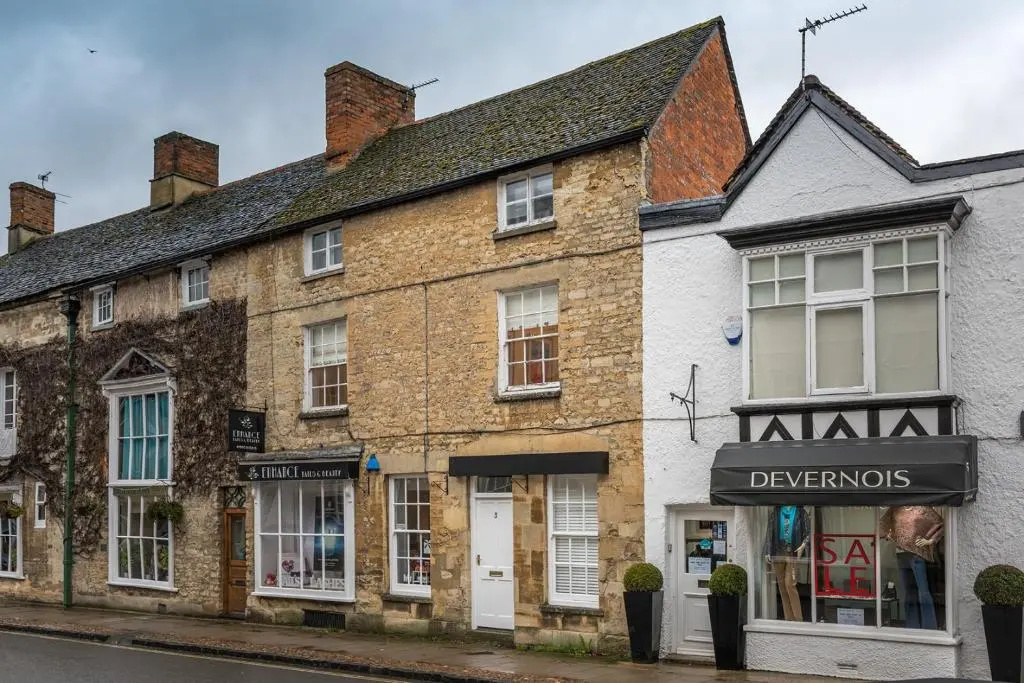Luxury 3 Bed flat in the centre of Woodstock