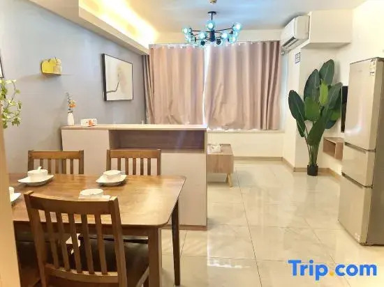 Holiday Sunshine Apartment