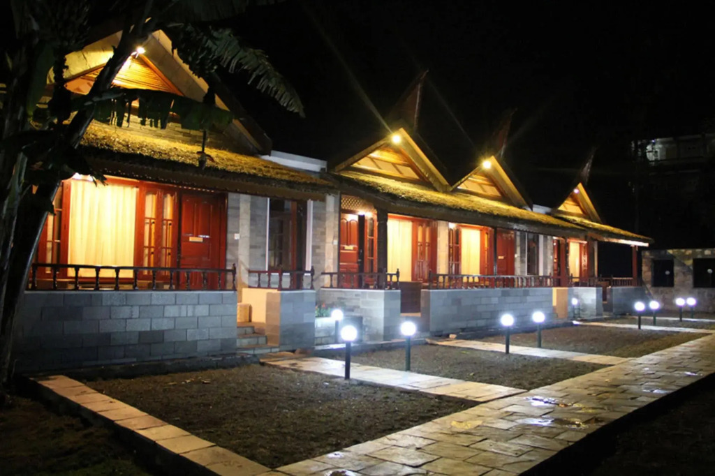 Lake View Resort