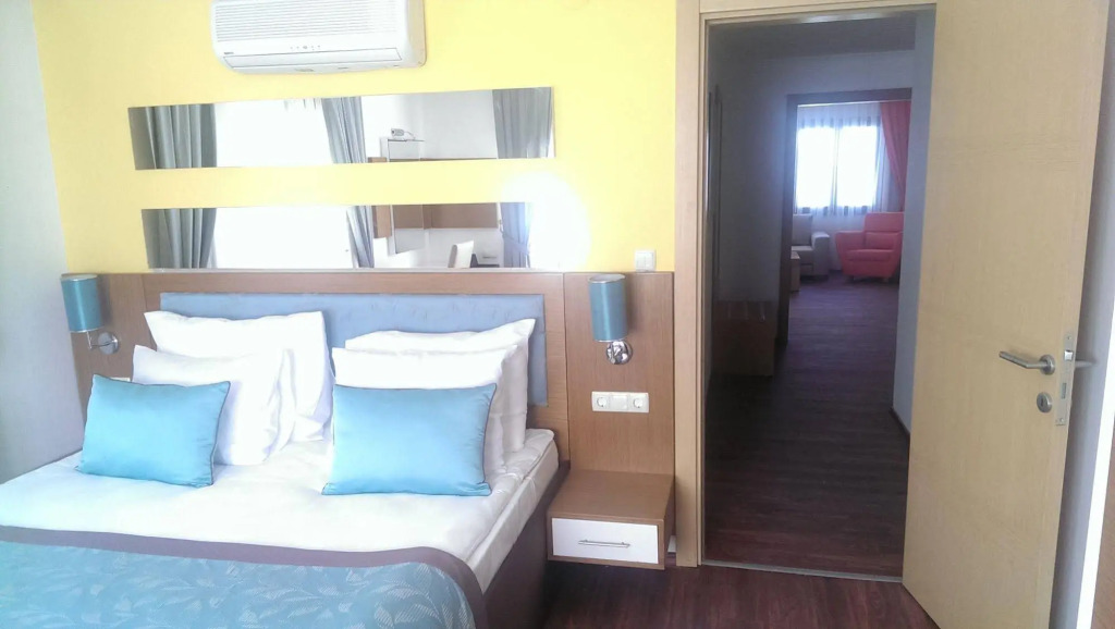 River Resort Hotel
