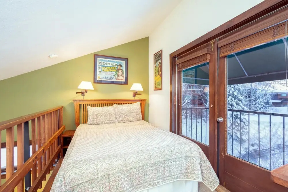 Manitou Lodge 5 by Alpine Lodging Telluride