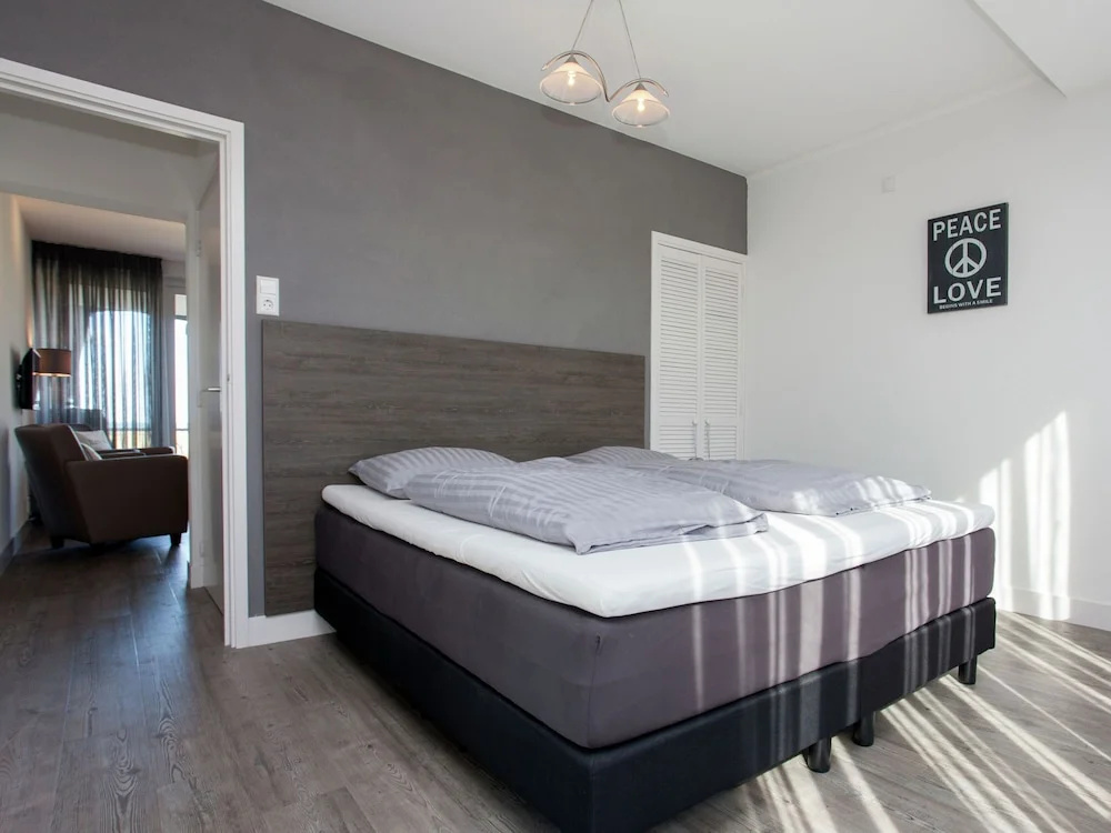 Cozy Apartment in Katwijk with Balcony