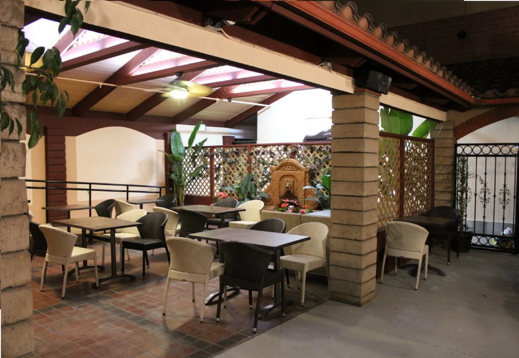 Alhambra Hotel
