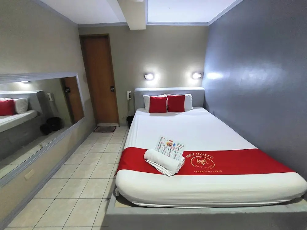 MCT Hotel