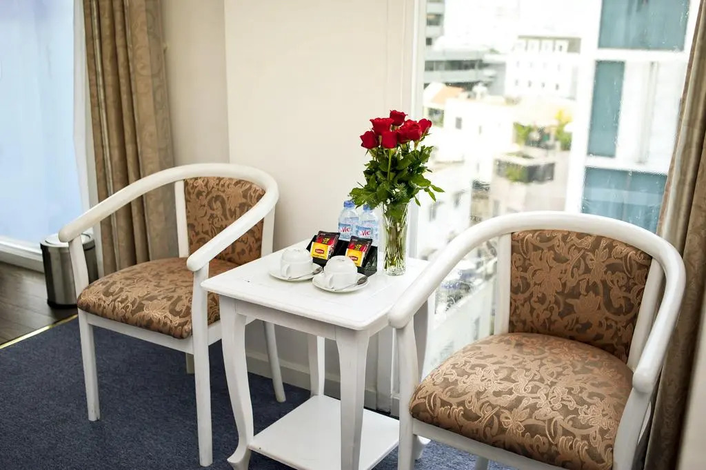 Golden Crown Hotel