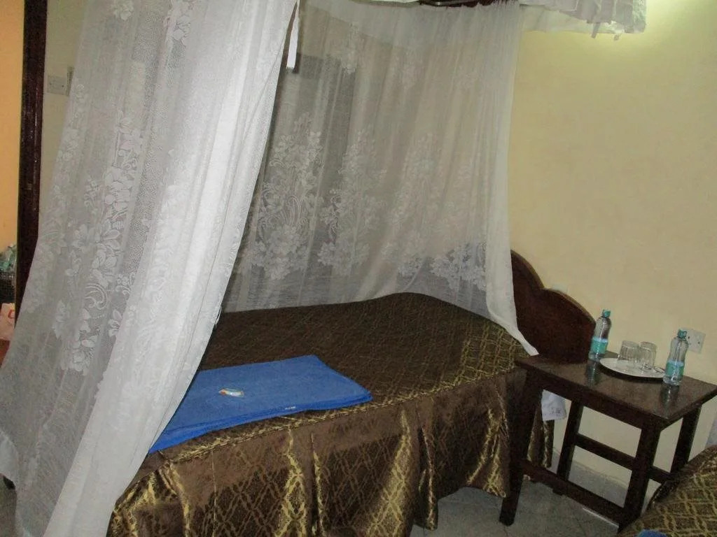 Ganjoni Wananchi Hotel