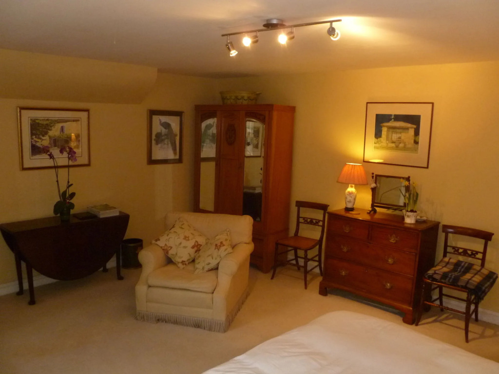 Laurel House