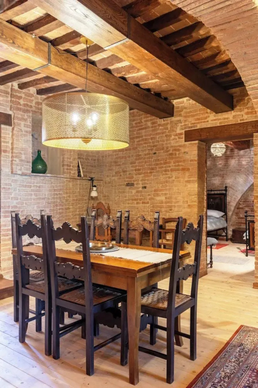 Tuscany - Townhouse - Sleeps 18 - Garden Near Lake
