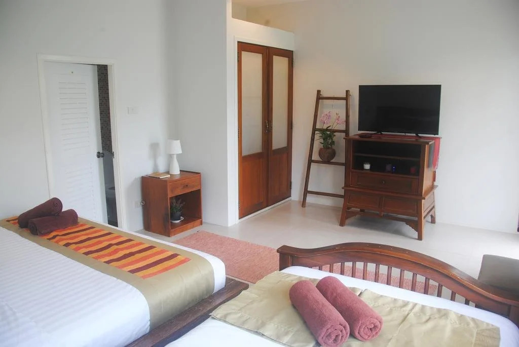 Baan Aroka Beach Front