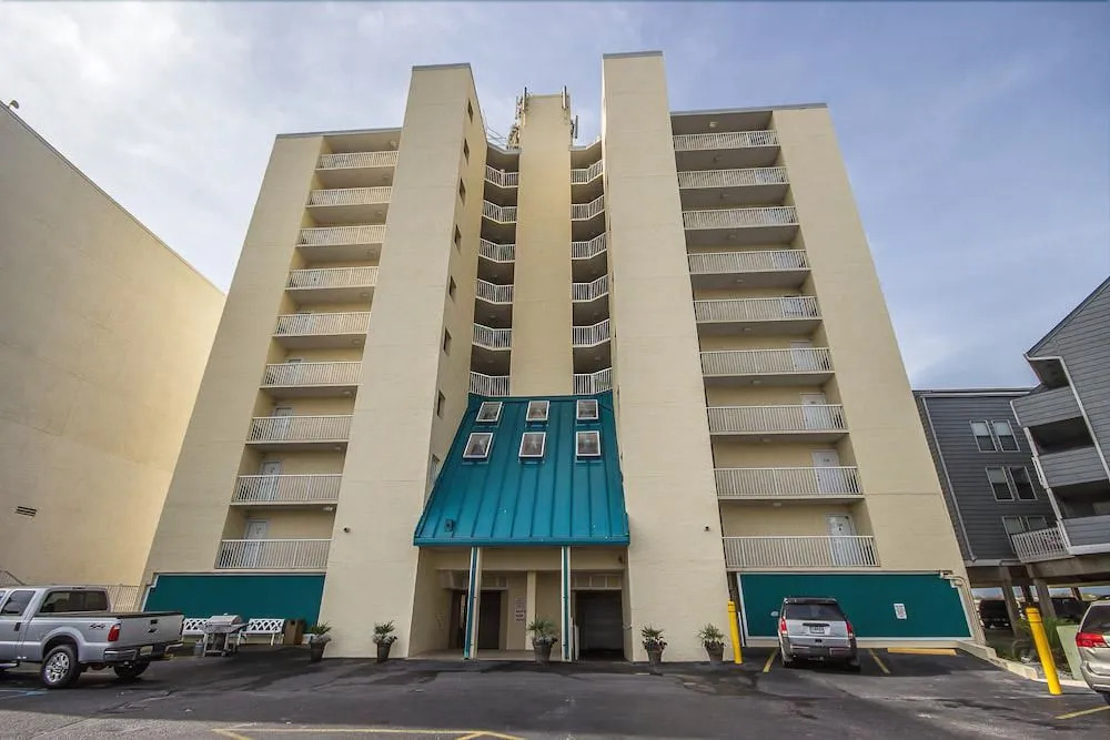Castaways 5A by Youngs Suncoast