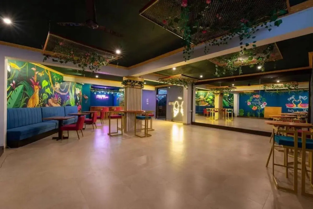 Luxurious Villa with Private Swimming Pool, Kids Pool, Games, Private Parking