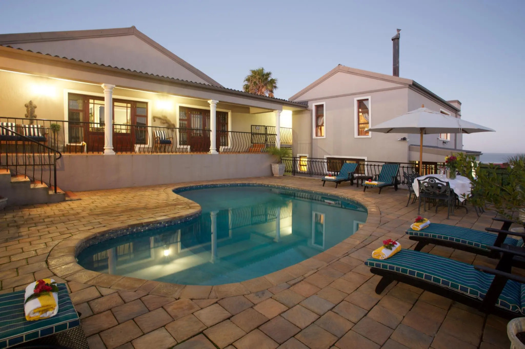 Sea Whisper Guest House