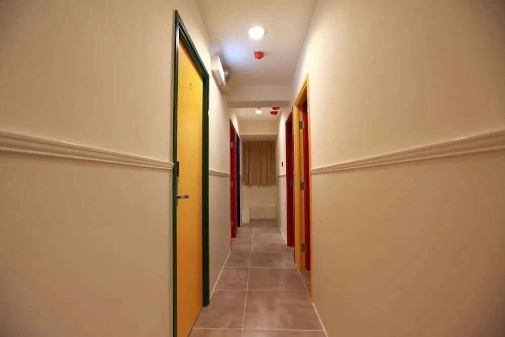 ColorZ Hostel