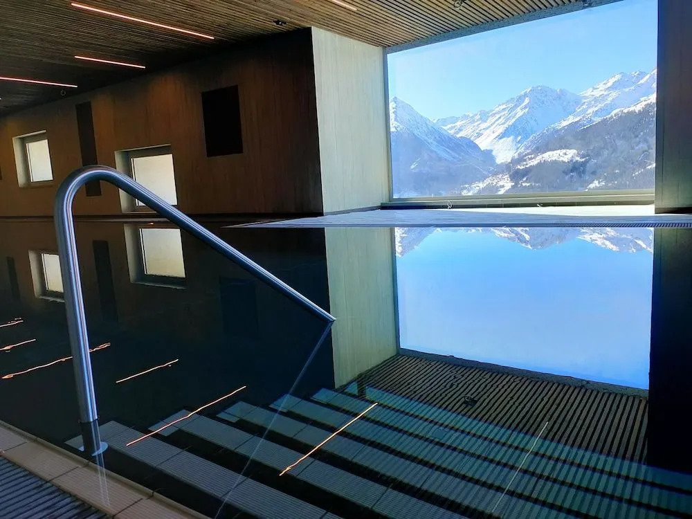 Grand Hotel du Cervin - Auberge de jeunesse et spa
