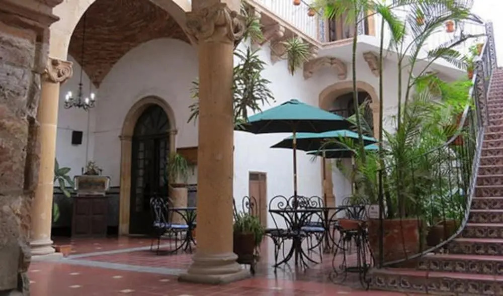 Hotel Colonial Restaurante & Bar