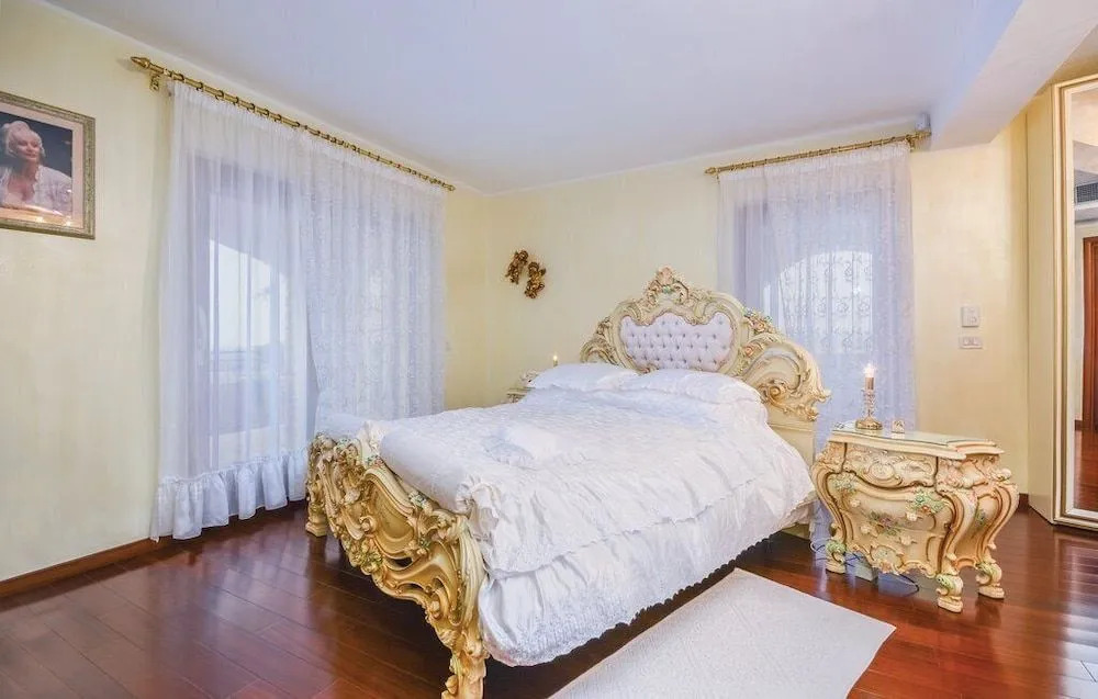 Villa Anamarija