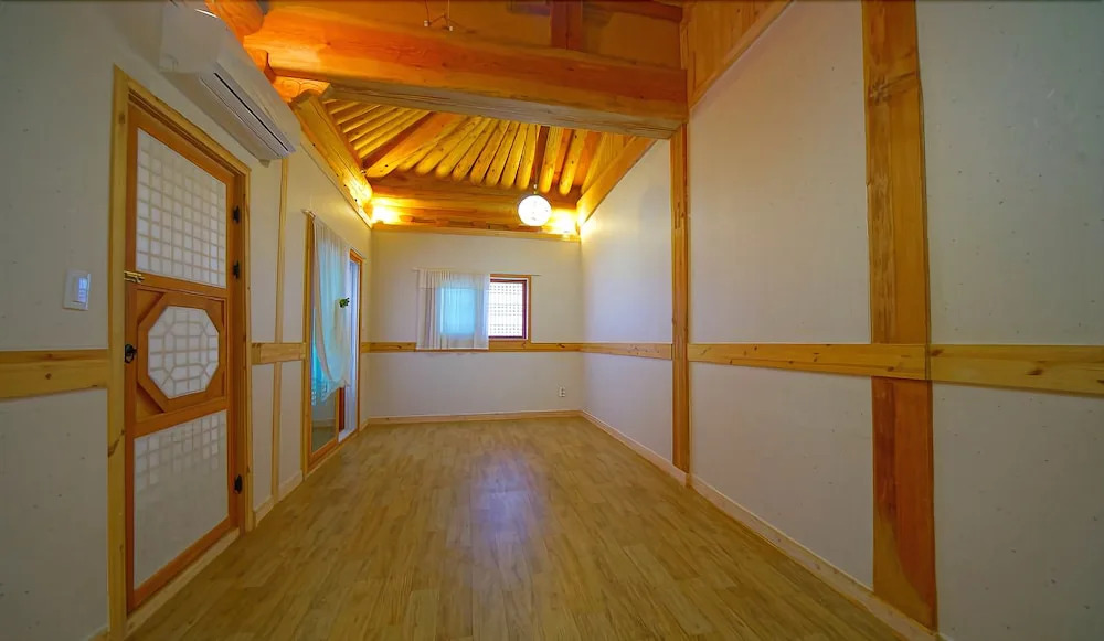 Beautiful House Hanok Stay