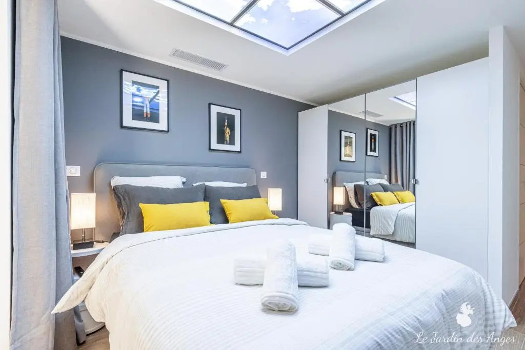Luxury 3 Bdr Garden & Parking - Angels' Garden