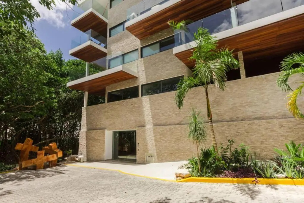Brand New Classy Condo Just Steps from the Beach