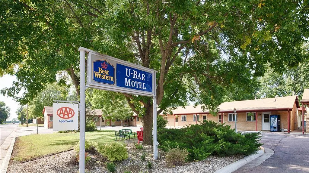 UBar Inn & Suites