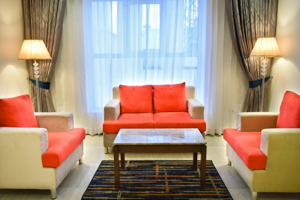 Rg Royal Hotel