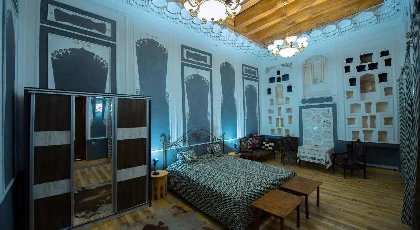 Bibi-Khanym Hotel