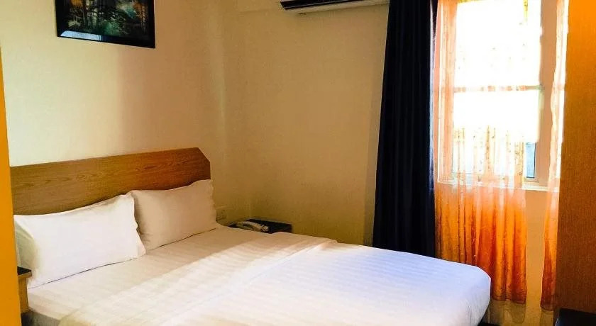 Marine Bay Hotel