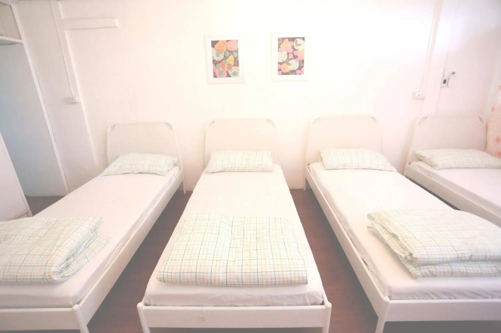 Blue Jasmine Hostel